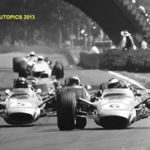 Warwick Farm avec Graham Hill son co-équipier sur Lotus